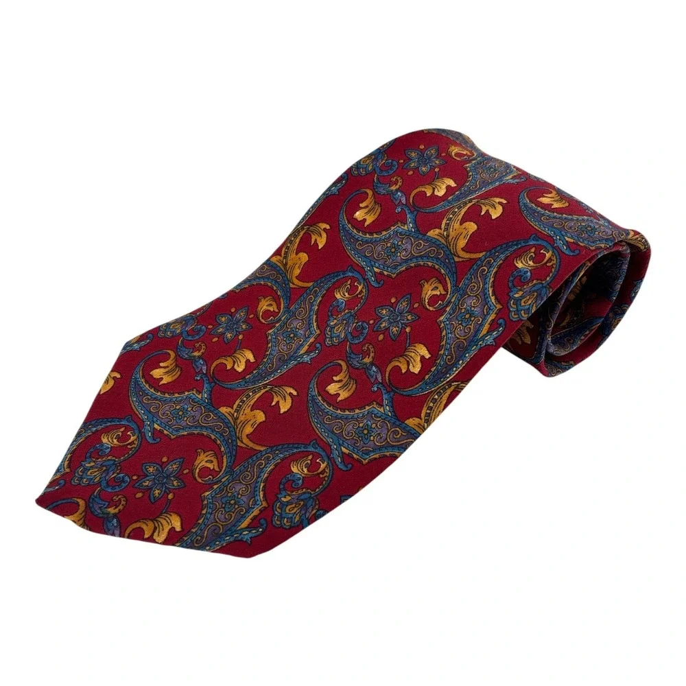 Metropolitan Museum of Art Silk Tie Italian Red Paisley Baroque 57